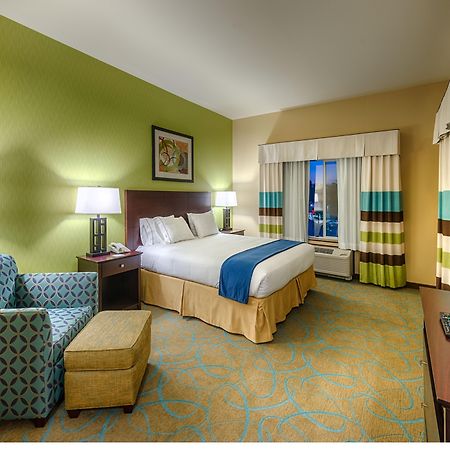 Hampton Inn & Suites Ред-Блафф Екстер'єр фото