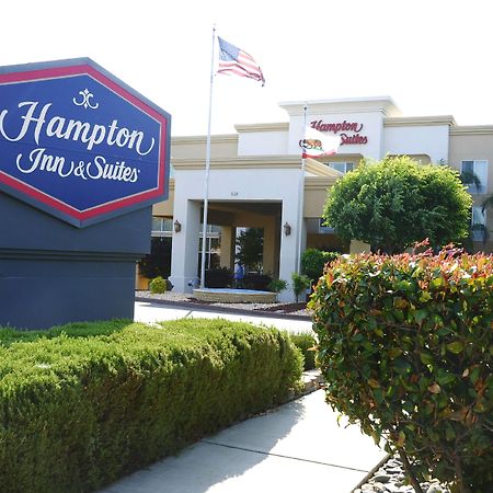 Hampton Inn & Suites Ред-Блафф Екстер'єр фото