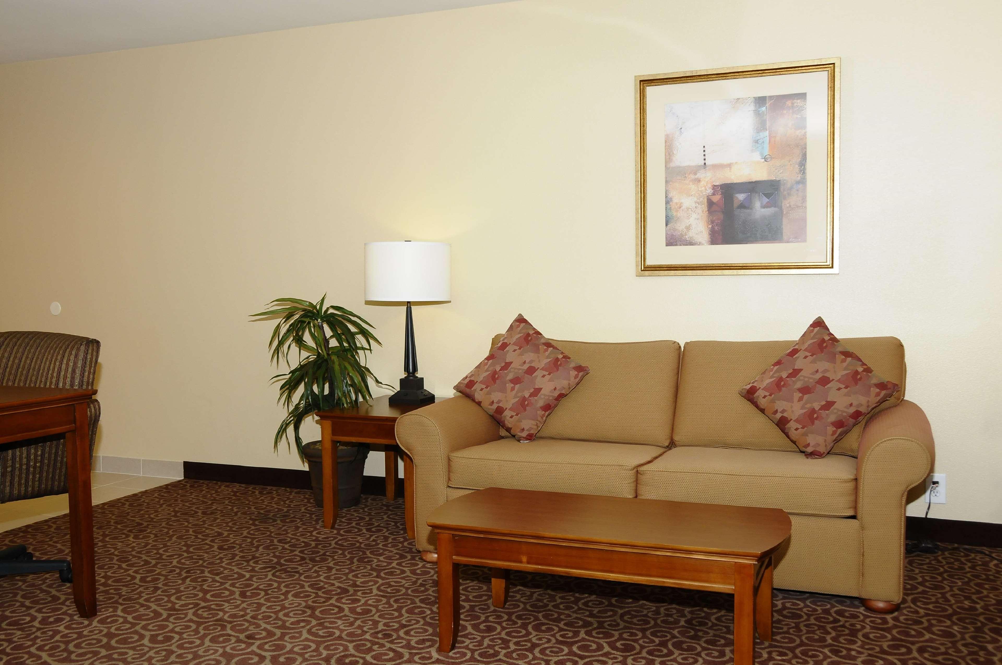 Hampton Inn & Suites Ред-Блафф Екстер'єр фото