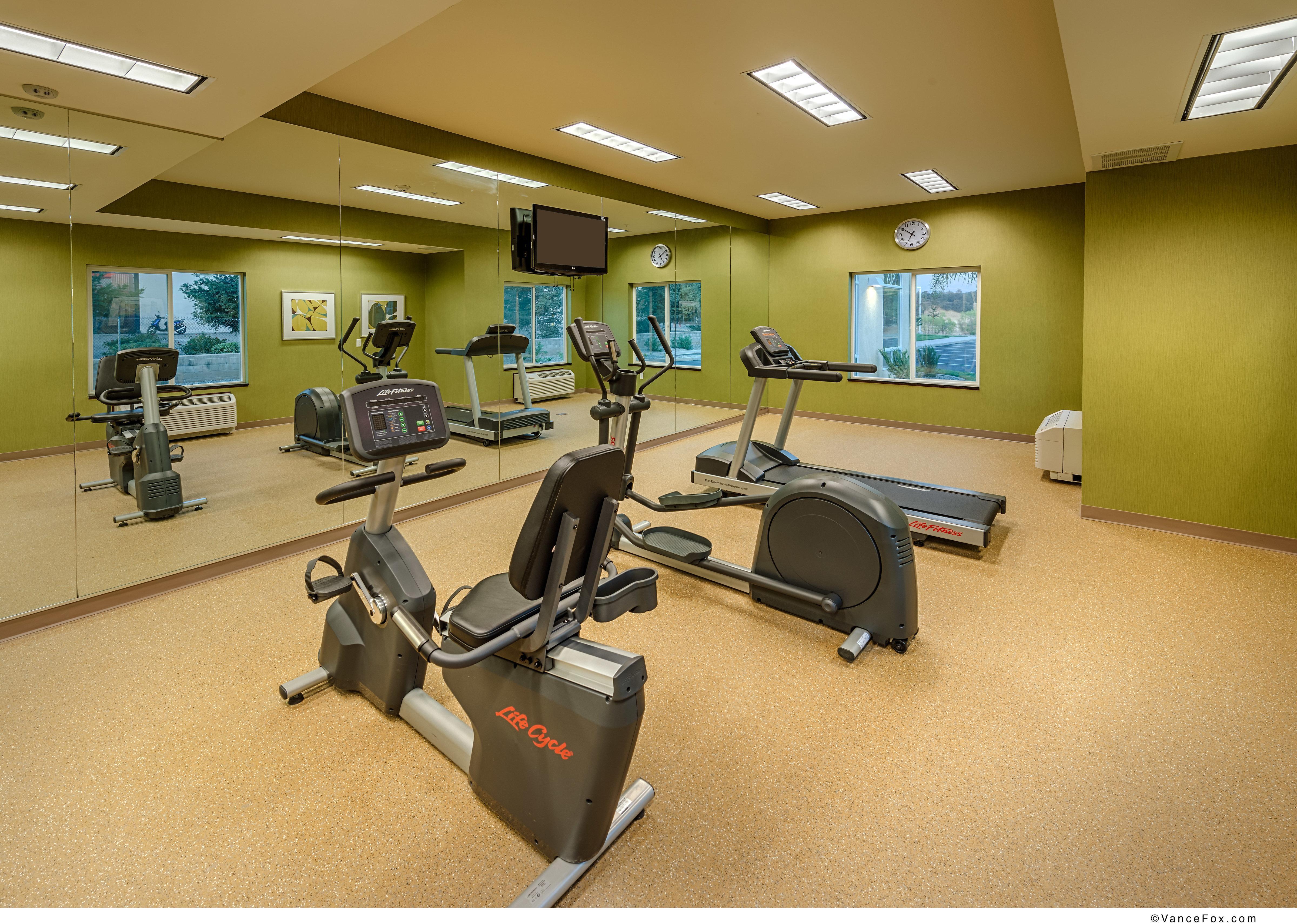 Hampton Inn & Suites Ред-Блафф Екстер'єр фото