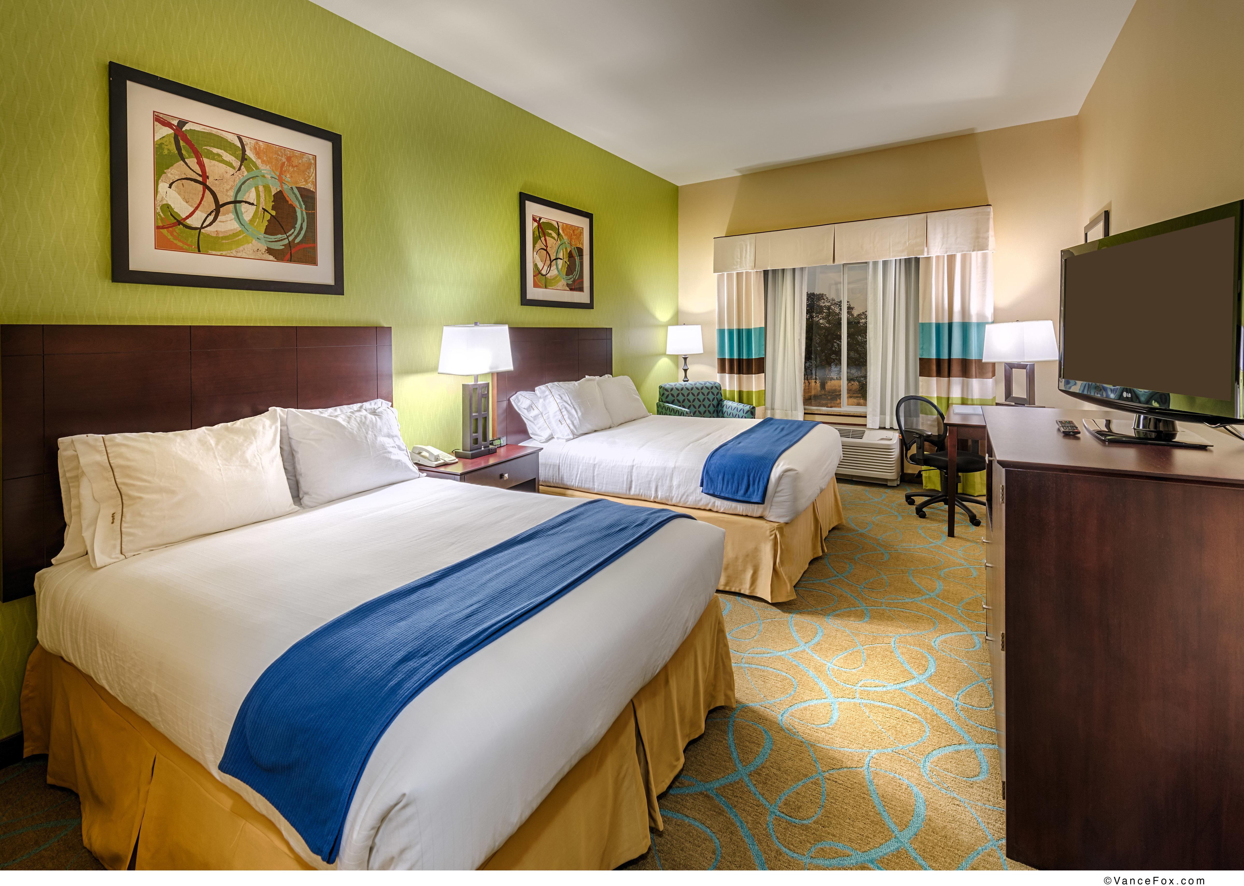 Hampton Inn & Suites Ред-Блафф Екстер'єр фото