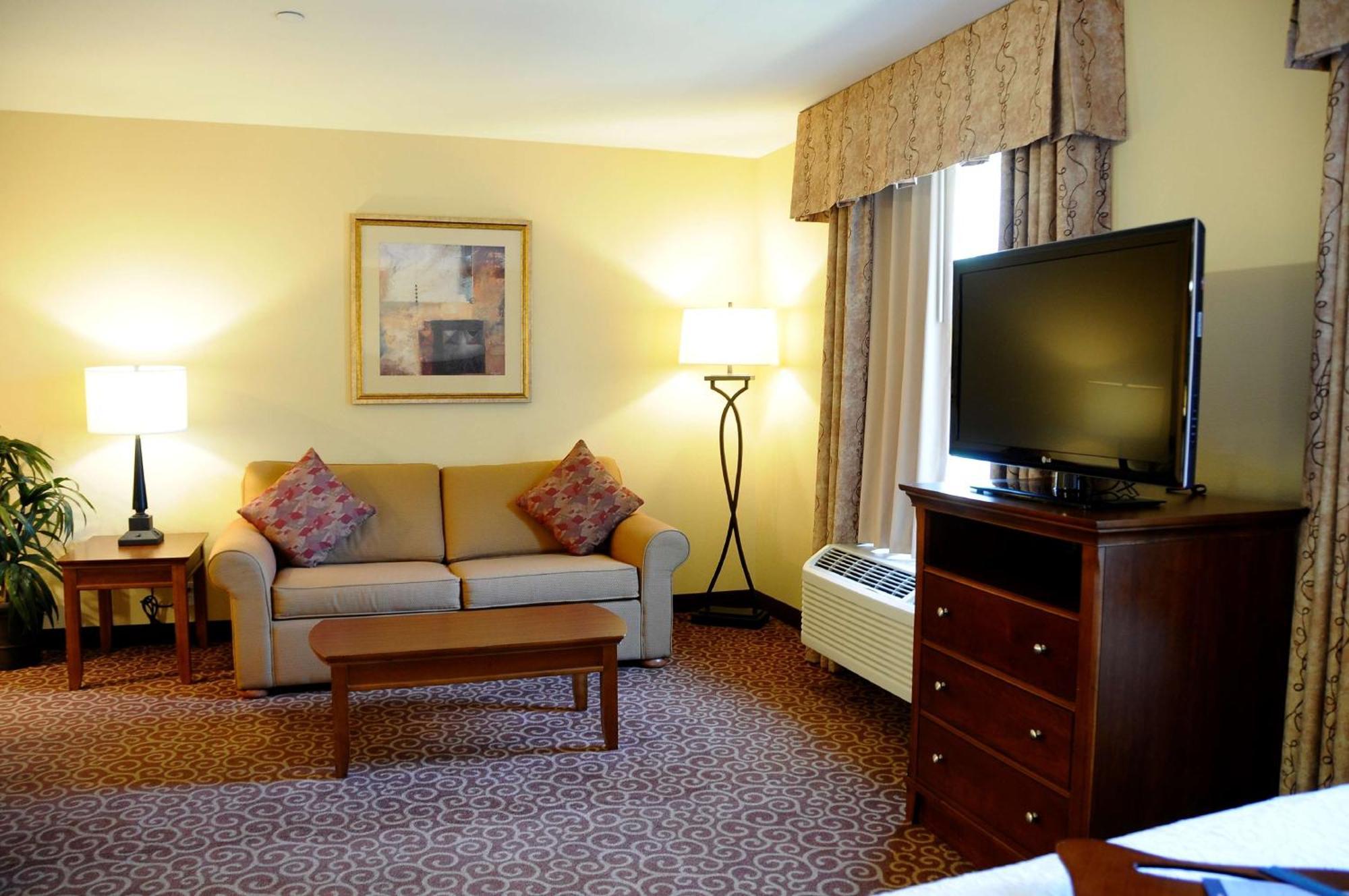 Hampton Inn & Suites Ред-Блафф Екстер'єр фото